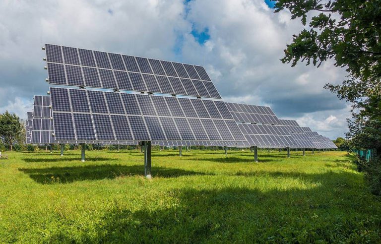 China and the United States dominate global photovoltaic industry investment accounting for nearly 50 e1774434903293